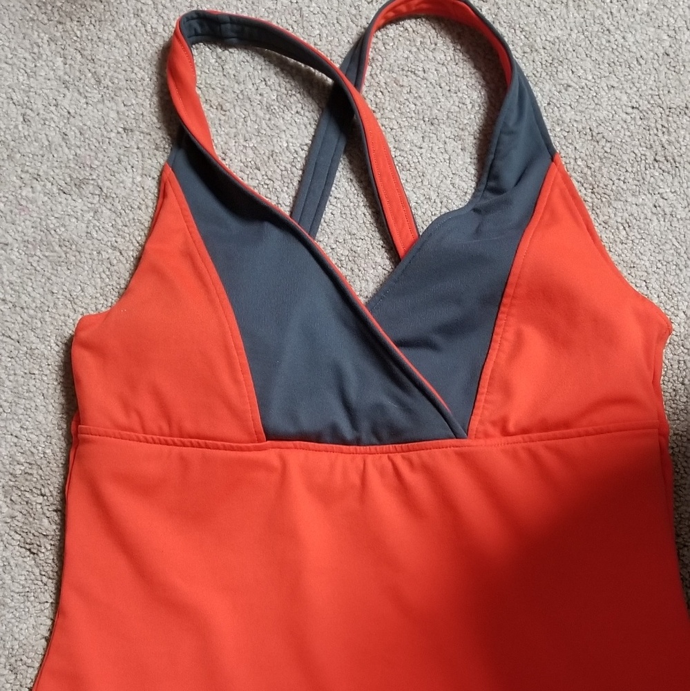 Victoria Secret active top
